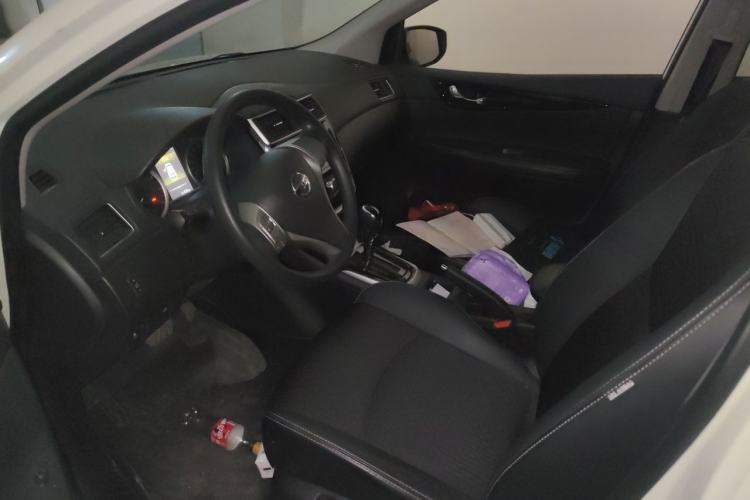 Used Nissan Tiida 2019 1.6L CVT Smart Drive Version China VI Standard Driver Seat