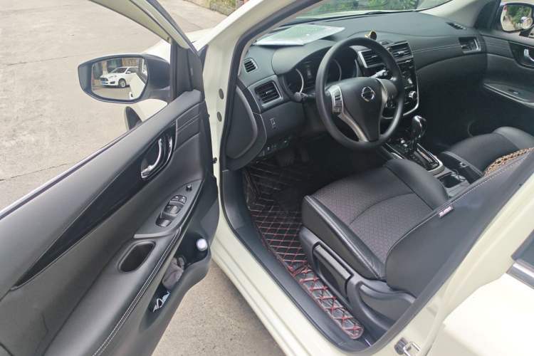 Used Nissan Tiida 2019 1.6L CVT Smart Drive Version China VI Standard Driver Seat