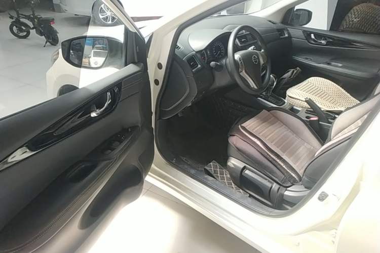 Used Nissan Tiida 2019 1.6L CVT Smart Drive Version China VI Standard Driver Seat
