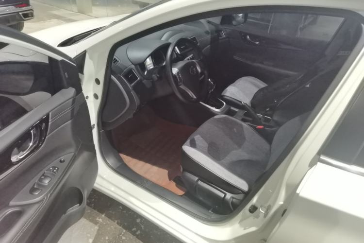 Used Nissan Tiida 2019 1.6L CVT Smart Drive Version China VI Standard Driver Seat