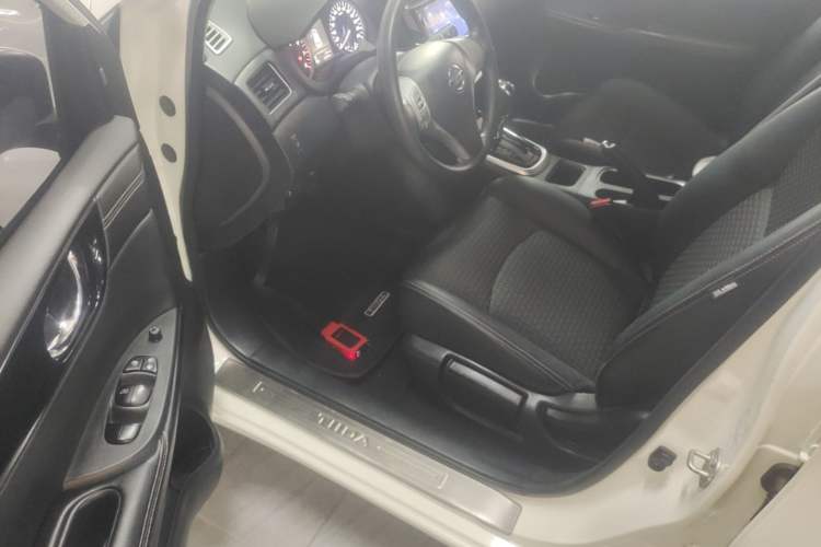 Used Nissan Tiida 2019 1.6L CVT Smart Drive Version China VI Standard Driver Seat