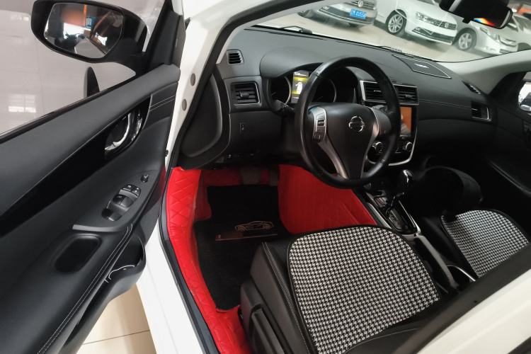 Used Nissan Tiida 2019 1.6L CVT Smart Drive Version China VI Standard Driver Seat