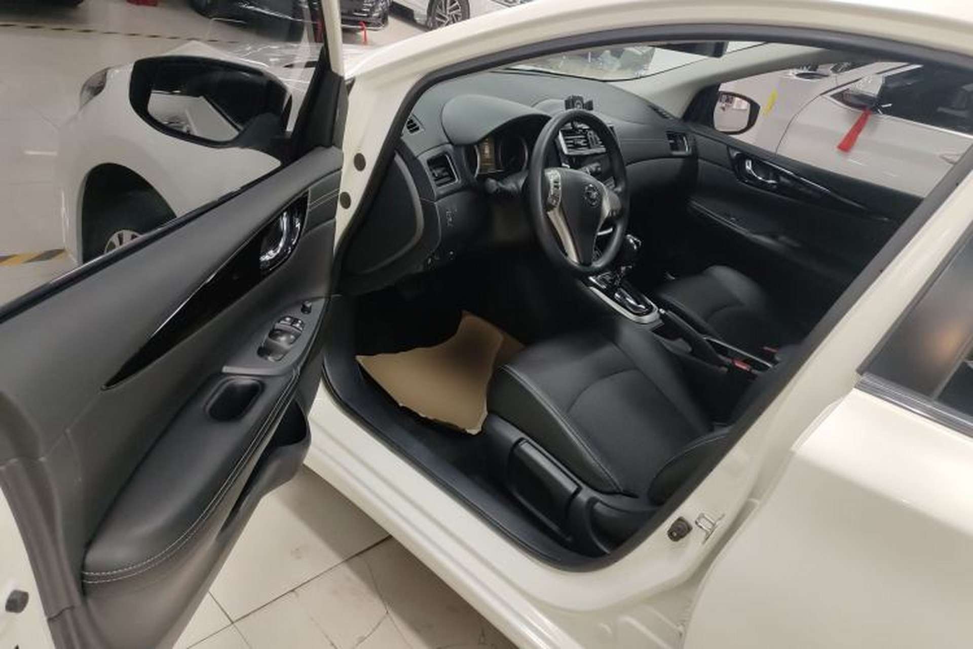 Used Nissan Tiida 2019 1.6L CVT Smart Drive Version China VI Standard Driver Seat