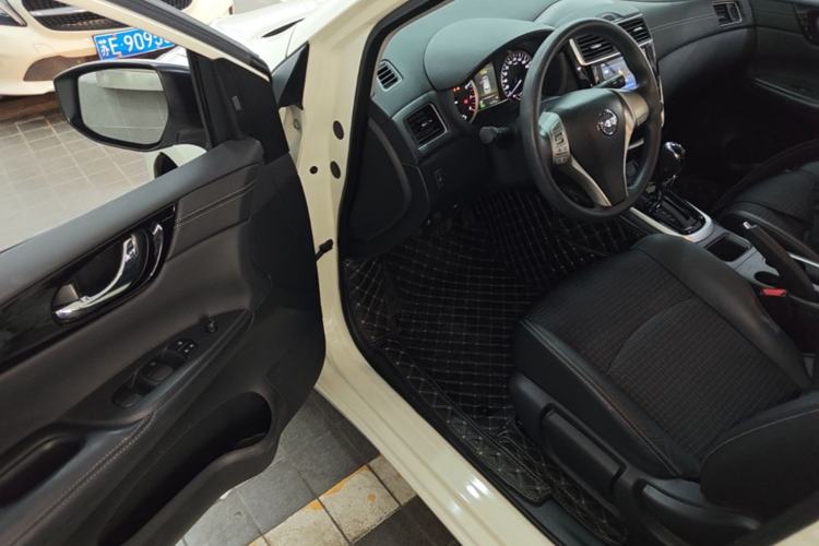 Used Nissan Tiida 2019 1.6L CVT Smart Drive Version China VI Standard Driver Seat