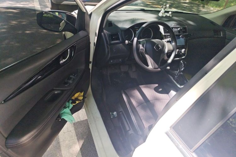 Used Nissan Tiida 2019 1.6L CVT Smart Drive Version China VI Standard Driver Seat