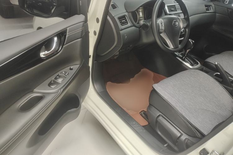 Used Nissan Tiida 2019 1.6L CVT Smart Drive Version China VI Standard Driver Seat
