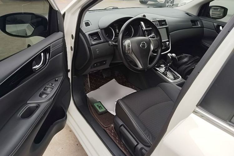 Used Nissan Tiida 2019 1.6L CVT Smart Drive Version China VI Standard Driver Seat
