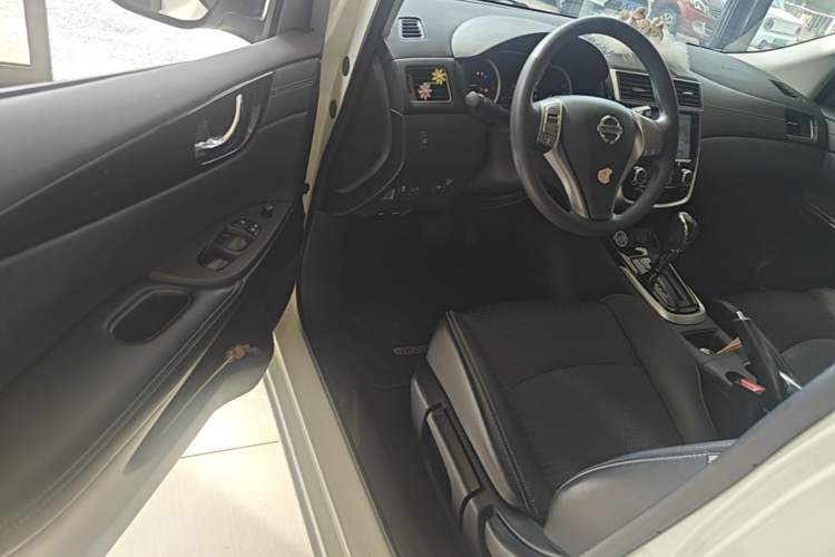 Used Nissan Tiida 2019 1.6L CVT Smart Drive Version China VI Standard Driver Seat