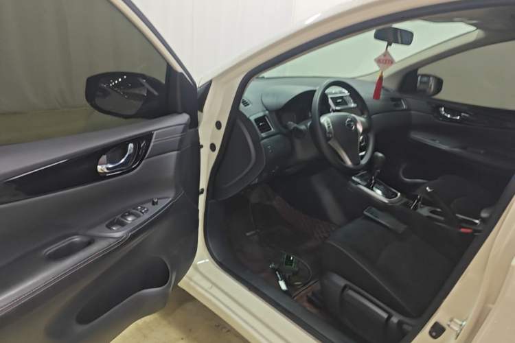 Used Nissan Tiida 2019 1.6L CVT Cool Edition China VI Standard Driver Seat
