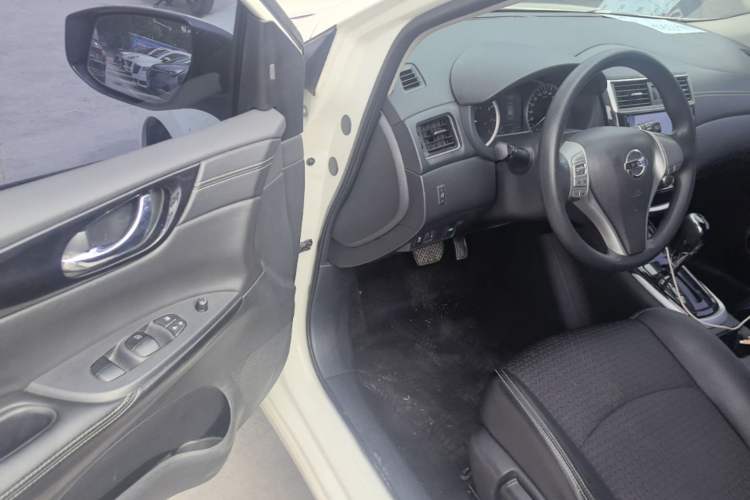 Used Nissan Tiida 2019 1.6L CVT Smart Drive Version China VI Standard Driver Seat