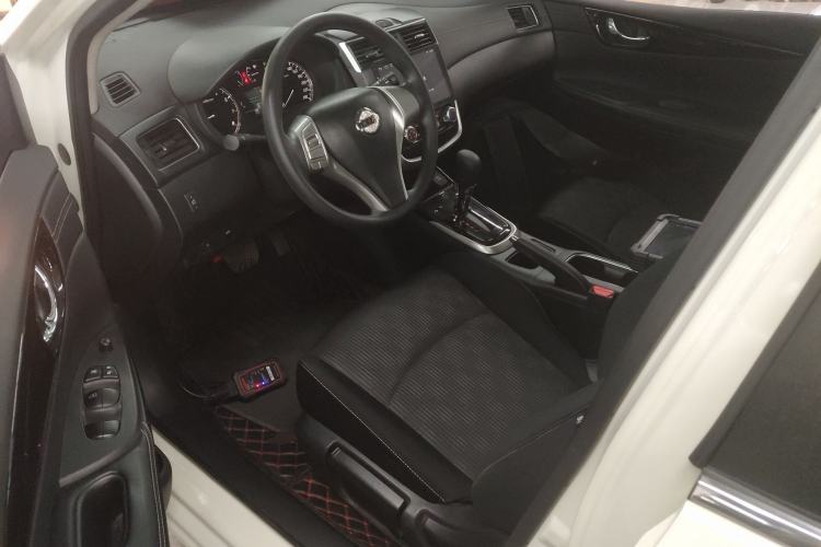 Used Nissan Tiida 2019 1.6L CVT Cool Dynamic Version China V Standard Driver Seat