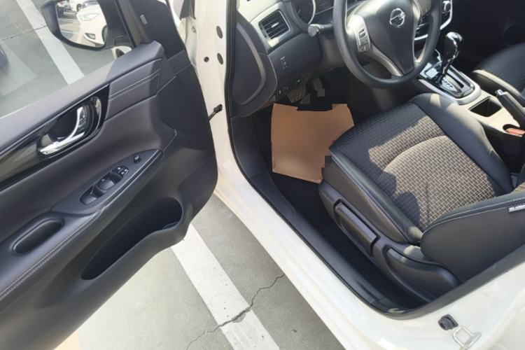 Used Nissan Tiida 2019 1.6L CVT Smart Drive Version China VI Standard Driver Seat