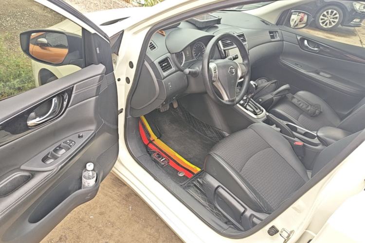 Used Nissan Tiida 2019 1.6L CVT Smart Enjoyment Version China VI Standard Driver Seat