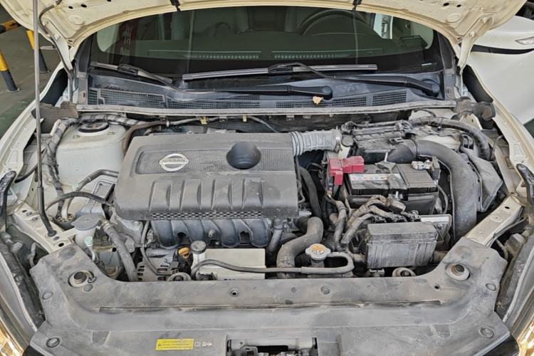 Used Nissan Tiida 2019 1.6L CVT Smart Drive Version China VI Standard Engine Bay