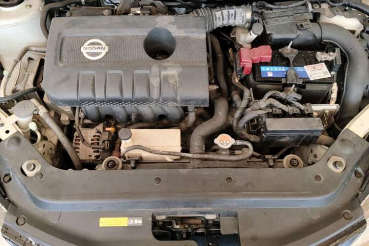 Used Nissan Tiida 2019 1.6L CVT Smart Drive Version China VI Standard Engine Bay