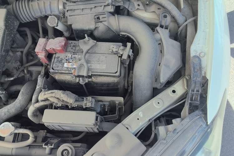 Used Nissan Tiida 2019 1.6L CVT Smart Drive Version China VI Standard Engine Bay Left