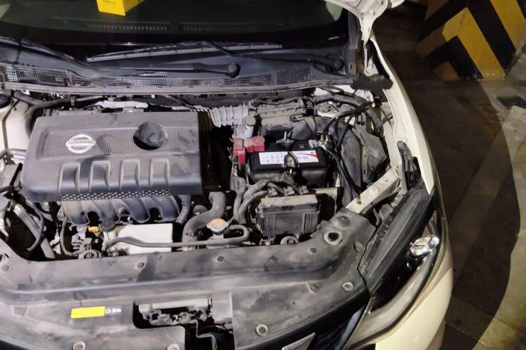 Used Nissan Tiida 2019 1.6L CVT Smart Enjoyment Version China VI Standard Engine Bay Left