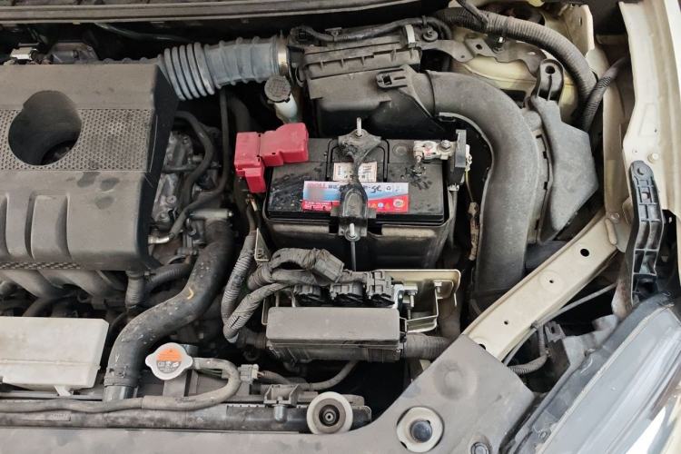 Used Nissan Tiida 2019 1.6L CVT Cool Dynamic Version China V Standard Engine Bay Left