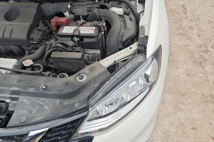 Used Nissan Tiida 2019 1.6L CVT Smart Drive Version China VI Standard Engine Bay Left