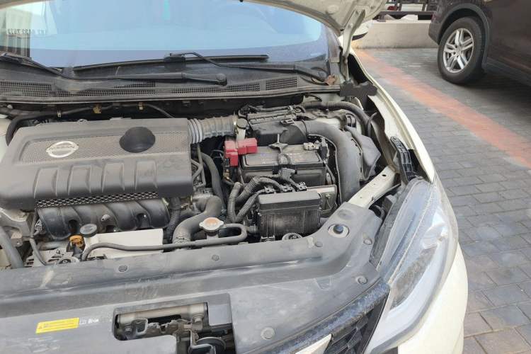 Used Nissan Tiida 2019 1.6L CVT Smart Enjoyment Version China VI Standard Engine Bay Left