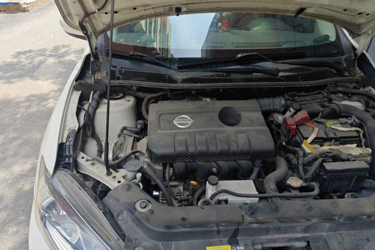 Used Nissan Tiida 2019 1.6L CVT Smart Enjoyment Version China VI Standard Engine Bay Right