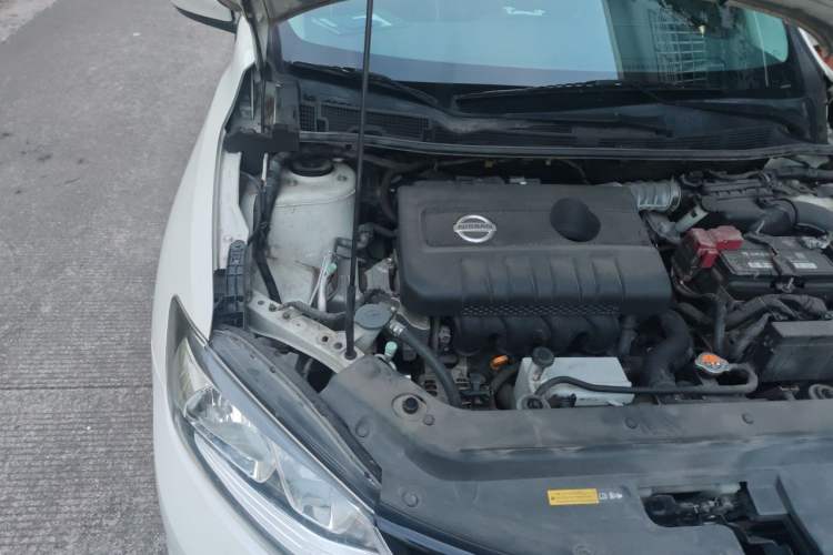 Used Nissan Tiida 2019 1.6L CVT Smart Drive Version China VI Standard Engine Bay Right