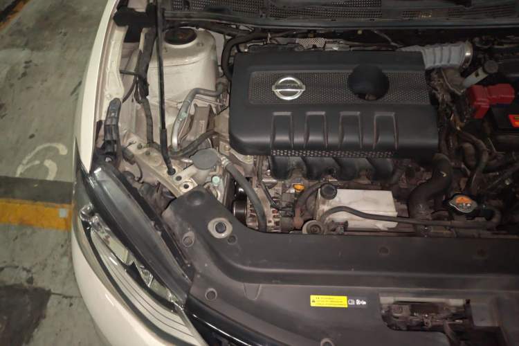 Used Nissan Tiida 2019 1.6L CVT Smart Drive Version China V Standard Engine Bay Right
