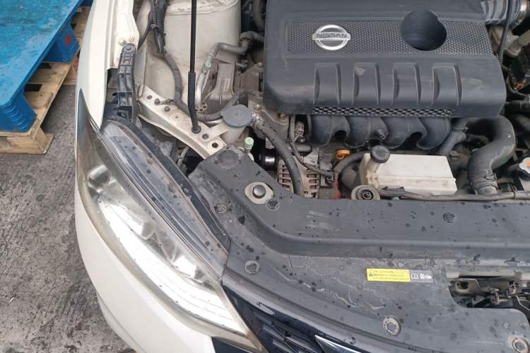 Used Nissan Tiida 2019 1.6L CVT Smart Drive Version China VI Standard Engine Bay Right