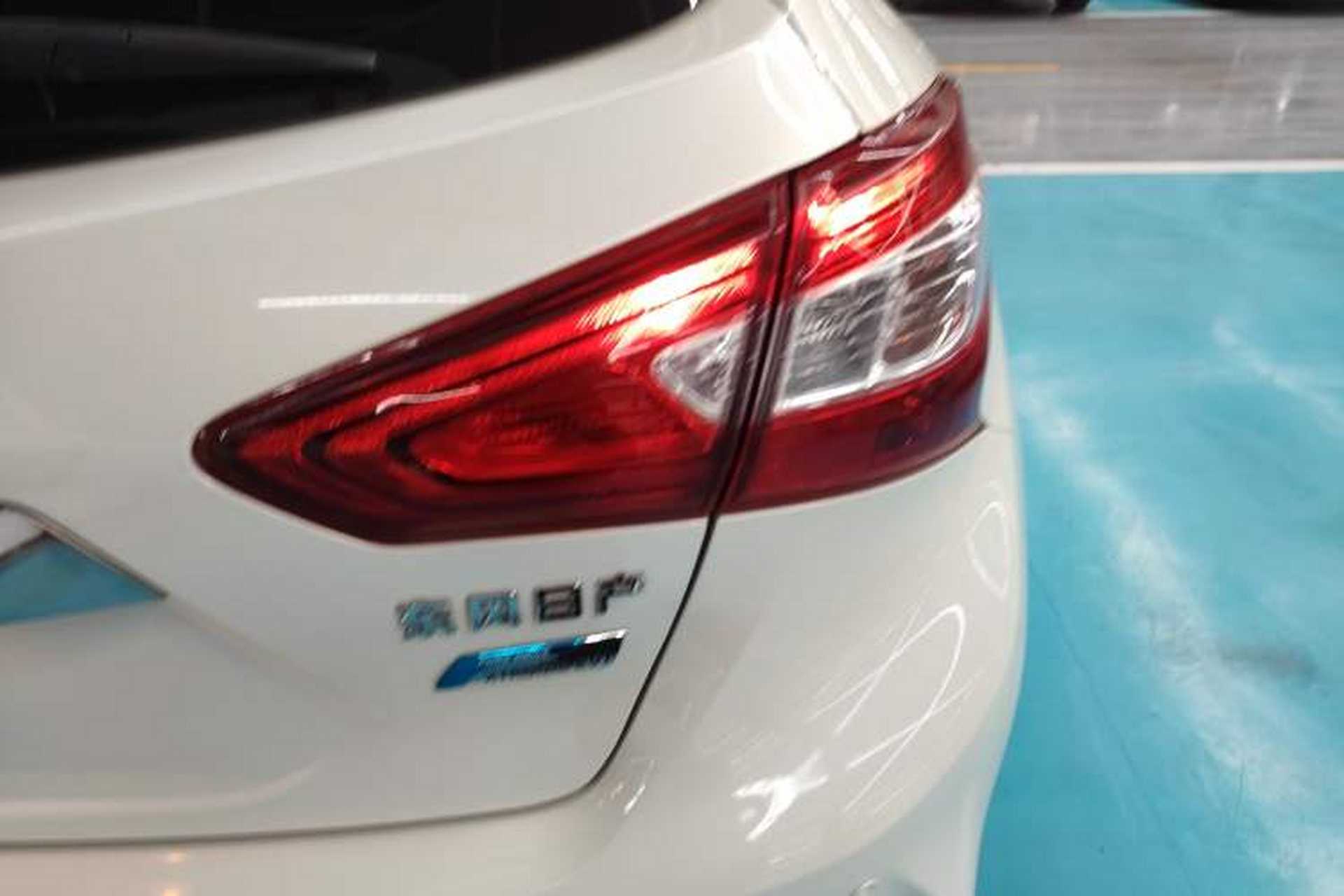 Used Nissan Tiida 2019 1.6L CVT ZhiZun Edition China VI standard Exterior 1