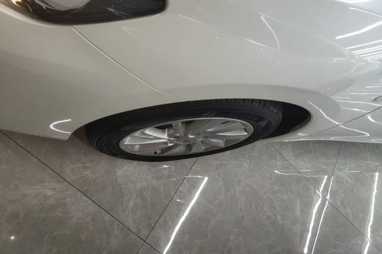 Used Nissan Tiida 2019 1.6L CVT Cool Dynamic Version China V Standard Exterior 1