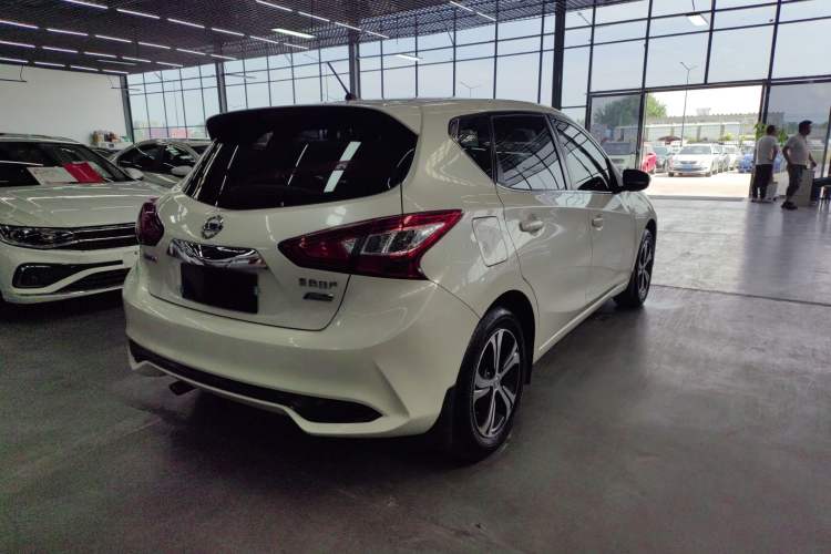 Used Nissan Tiida 2019 1.6L CVT Smart Drive Version China VI Standard Exterior 3