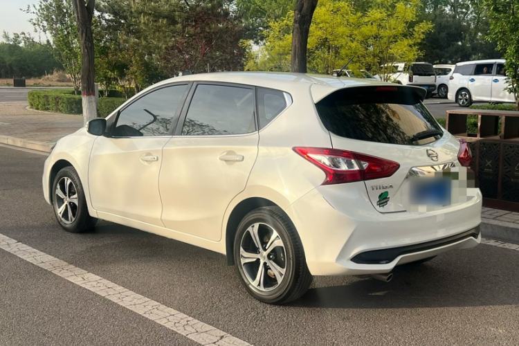 Used Nissan Tiida 2019 1.6L CVT Smart Enjoyment Version China VI Standard Exterior 4
