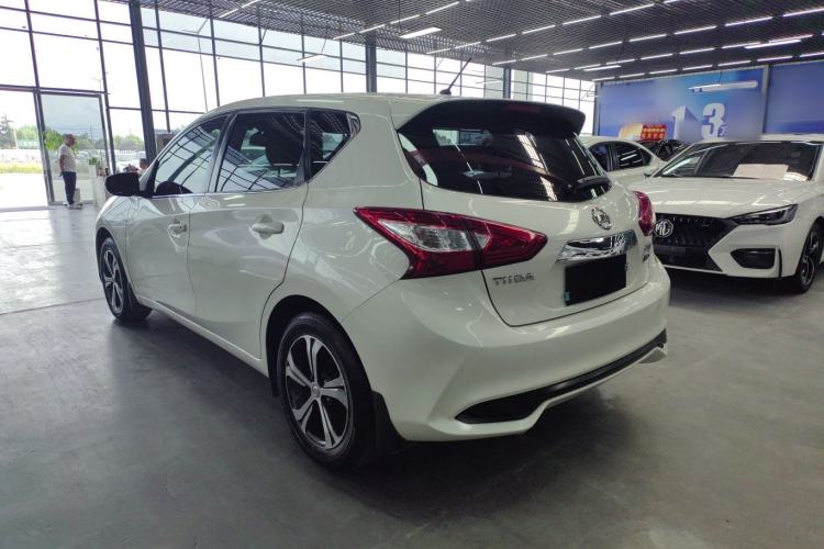 Used Nissan Tiida 2019 1.6L CVT Smart Drive Version China VI Standard Exterior 5