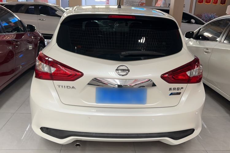 Used Nissan Tiida 2019 1.6L CVT Smart Drive Version China VI Standard Exterior 5