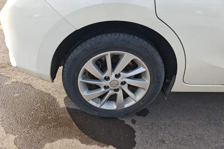 Used Nissan Tiida 2019 1.6L CVT Cool Edition China VI Standard Exterior 5