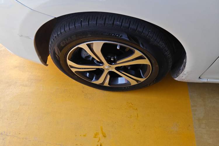 Used Nissan Tiida 2019 1.6L CVT Smart Drive Version China VI Standard Exterior 7