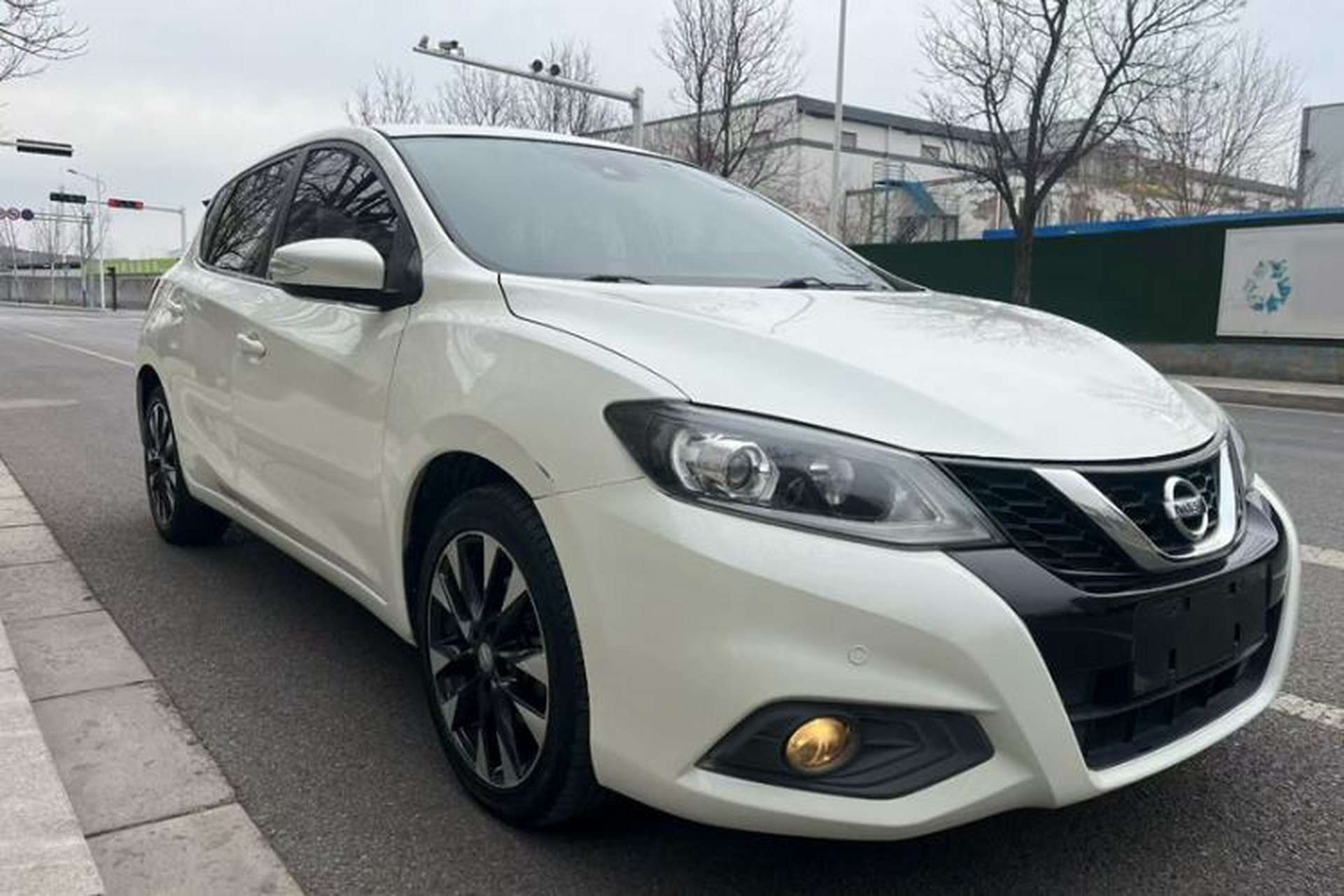Used Nissan Tiida 2019 1.6L CVT ZhiZun Edition China VI standard Exterior 7