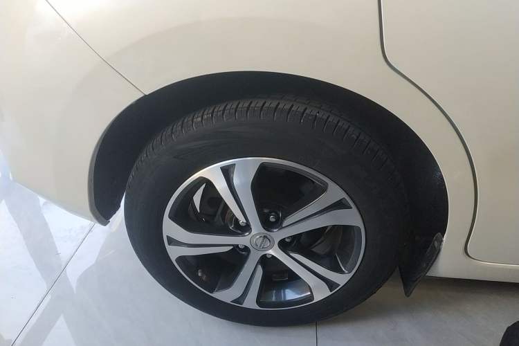 Used Nissan Tiida 2019 1.6L CVT Smart Drive Version China VI Standard Exterior 8