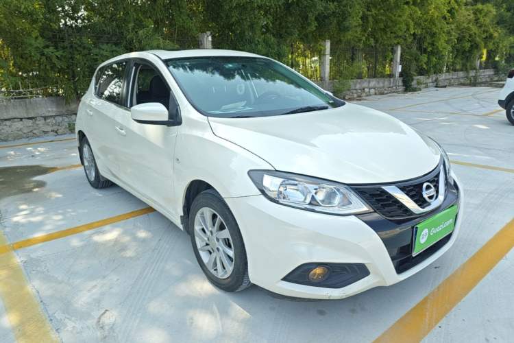 Used Nissan Tiida 2019 1.6L CVT Cool Edition China VI Standard Front Right 45 Deg