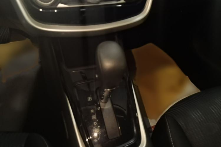Used Nissan Tiida 2019 1.6L CVT Cool Edition China VI Standard Gear Lever