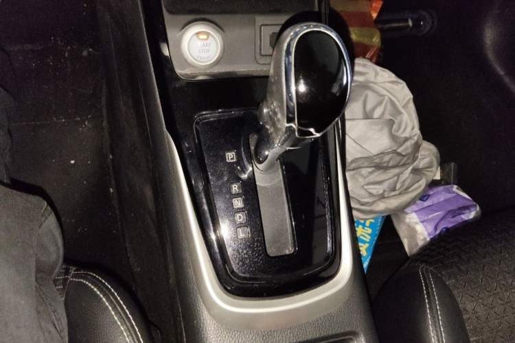 Used Nissan Tiida 2019 1.6L CVT Smart Enjoyment Version China VI Standard Gear Lever