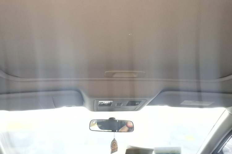 Used Nissan Tiida 2019 1.6L CVT Cool Edition China VI Standard Headliner