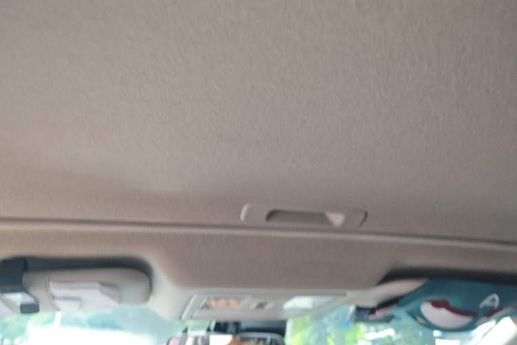 Used Nissan Tiida 2019 1.6L CVT Smart Drive Version China VI Standard Headliner