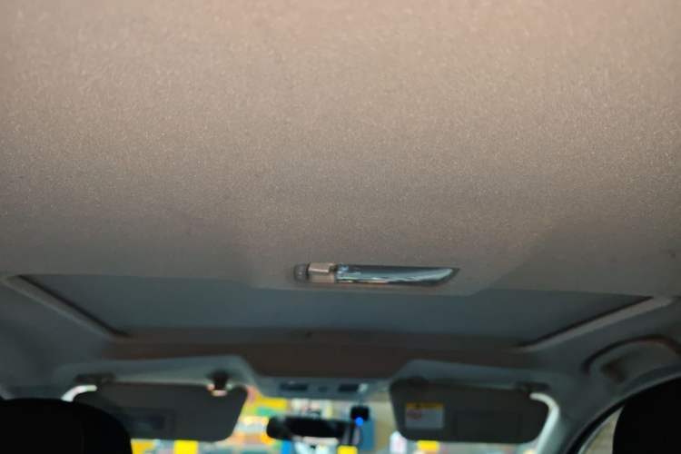 Used Nissan Tiida 2019 1.6L CVT Cool Dynamic Version China V Standard Headliner