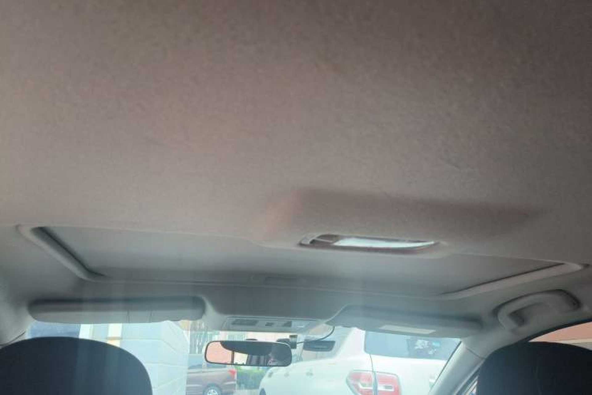 Used Nissan Tiida 2019 1.6L CVT Cool Edition China VI Standard Headliner
