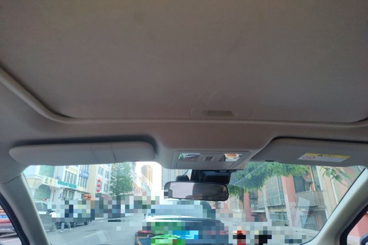 Used Nissan Tiida 2019 1.6L CVT Smart Drive Version China VI Standard Headliner