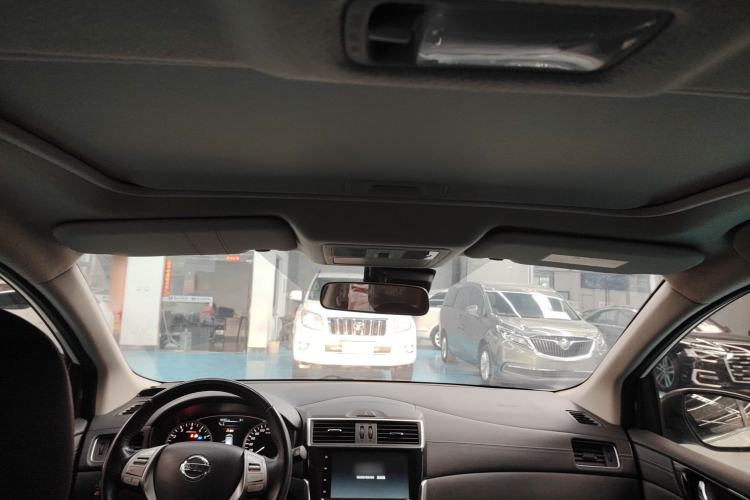 Used Nissan Tiida 2019 1.6L CVT ZhiZun Edition China VI standard Headliner