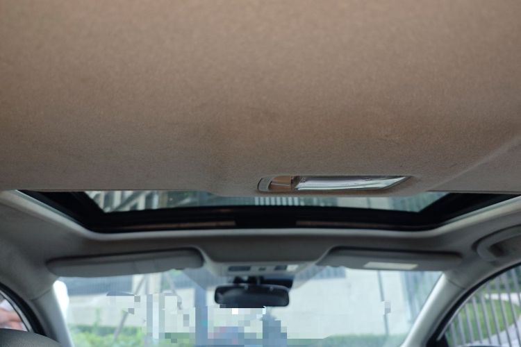 Used Nissan Tiida 2019 1.6L CVT Smart Drive Version China VI Standard Headliner