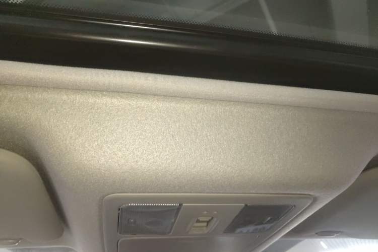 Used Nissan Tiida 2019 1.6L CVT Cool Dynamic Version China V Standard Headliner