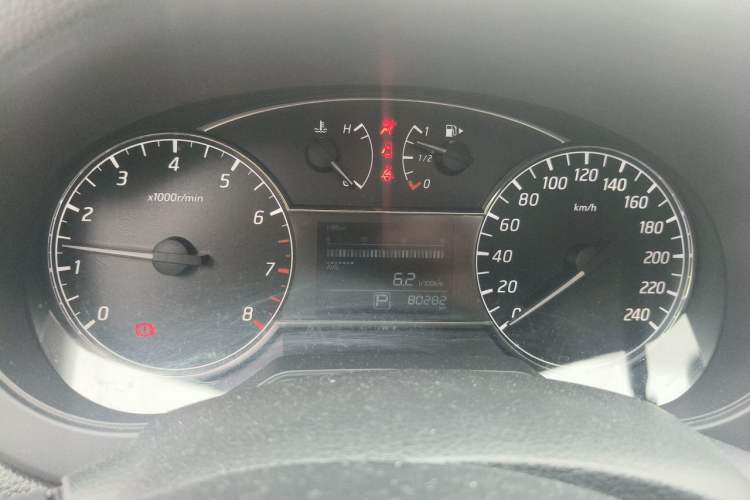 Used Nissan Tiida 2019 1.6L CVT Cool Edition China VI Standard Instrument Cluster